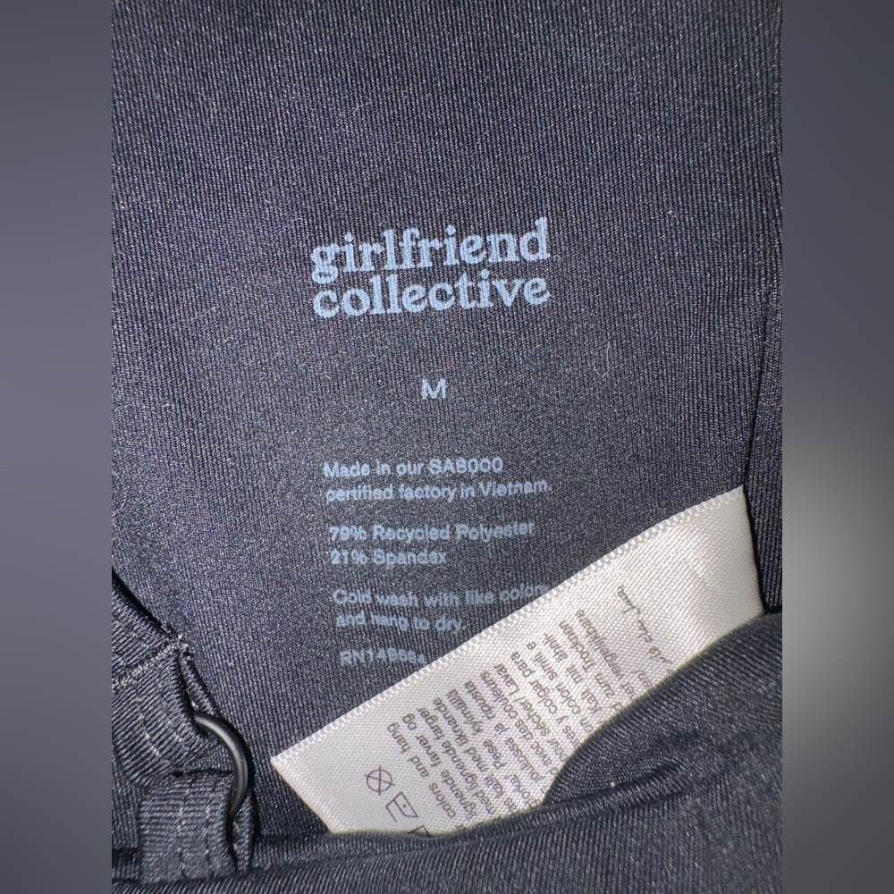 girlfriend collective Black high neck sports bra - Stretchy M